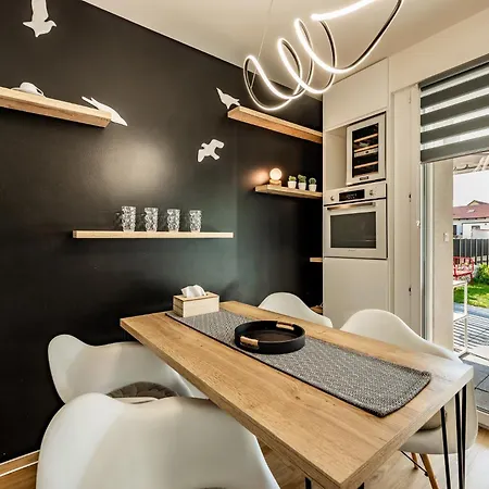 Apartment Pergola